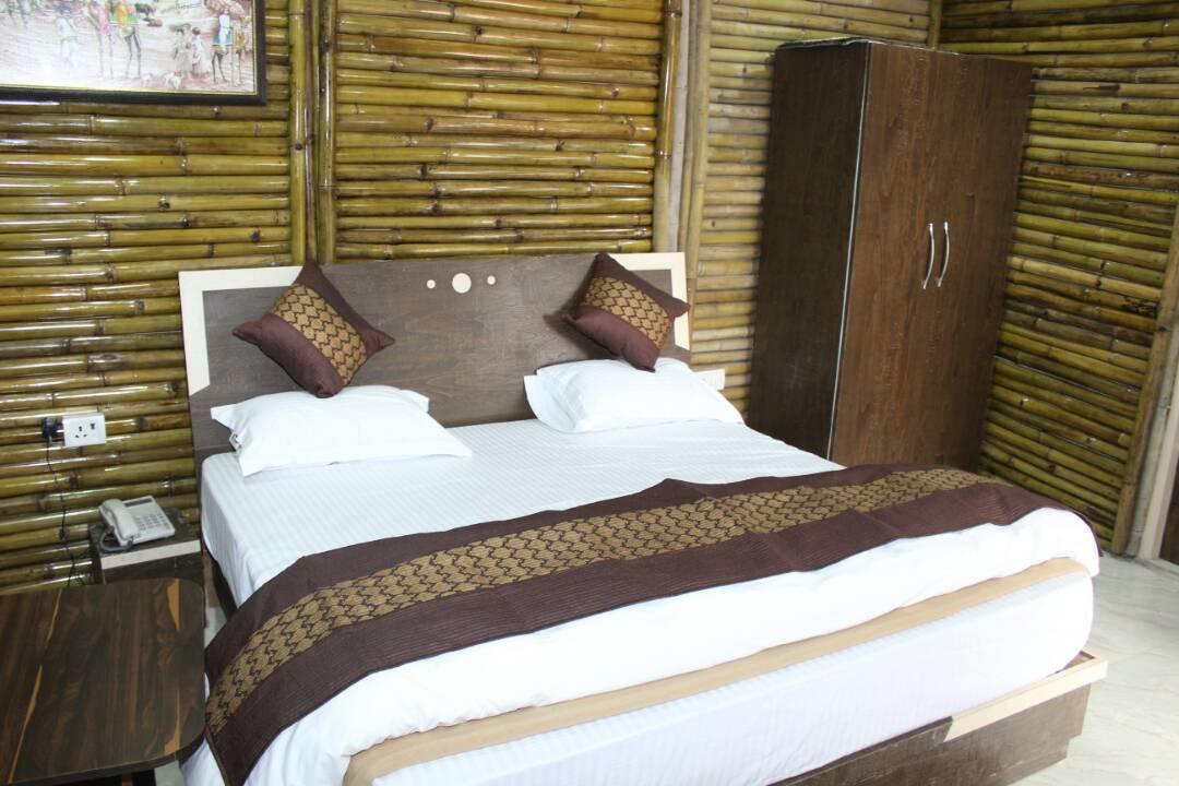 V Resorts Glamwoods Dhanulti Дханолти Экстерьер фото