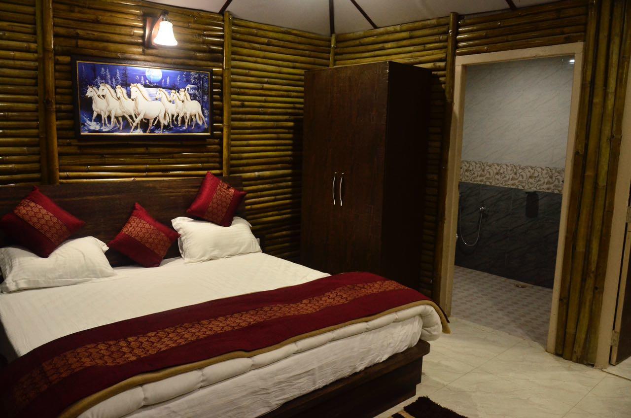 V Resorts Glamwoods Dhanulti Дханолти Экстерьер фото
